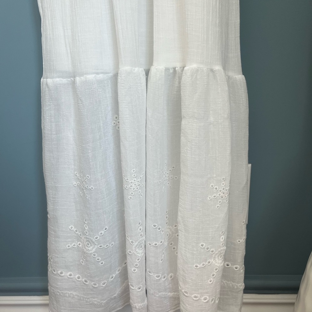 White Sundress - Picture 3 of 3